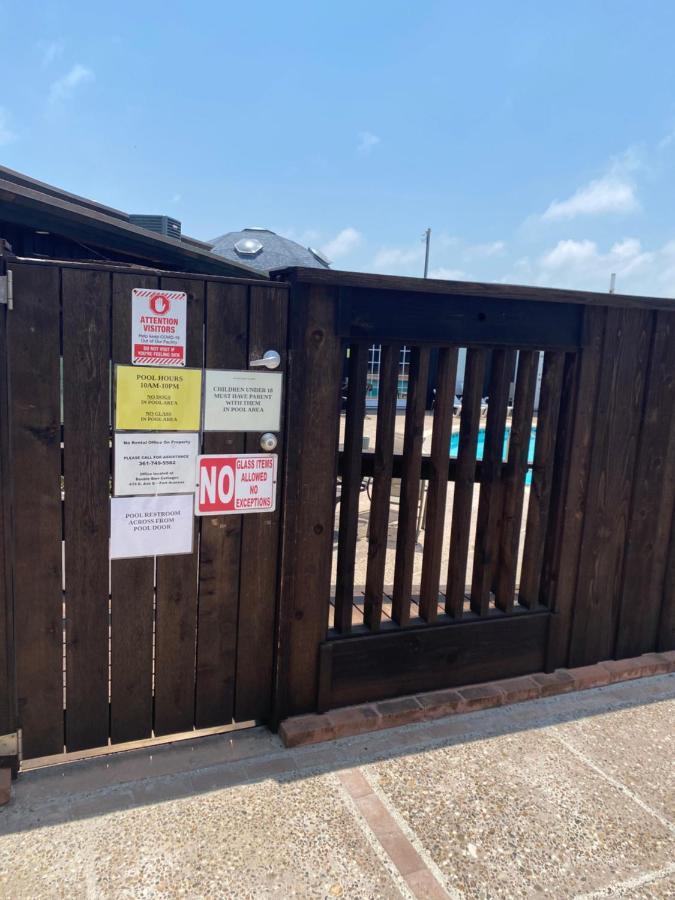 Belles Sea Inn Port Aransas Bagian luar foto