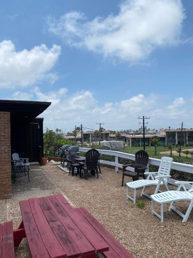 Belles Sea Inn Port Aransas Bagian luar foto