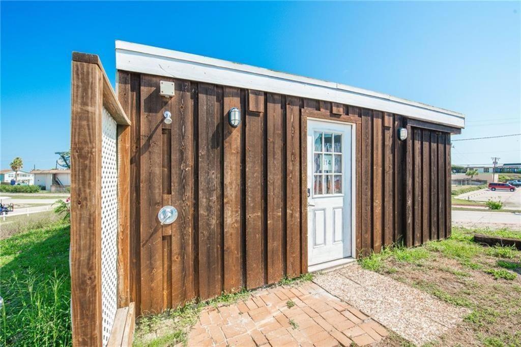 Belles Sea Inn Port Aransas Bagian luar foto