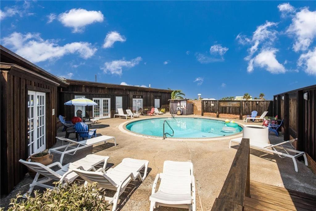 Belles Sea Inn Port Aransas Bagian luar foto